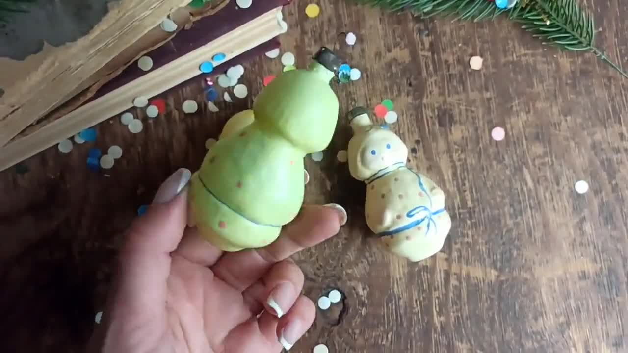 赤ちゃんの置物、クリスマスガラスオーナメント、クリスマスツリーの